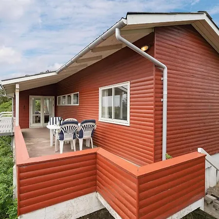 Taimi - 200m From The Sea By Interhome Feriehus