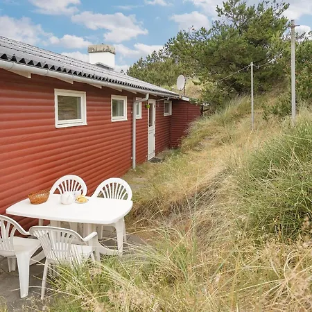 Taimi - 200m From The Sea By Interhome Feriehus