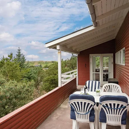 Taimi - 200m From The Sea By Interhome *